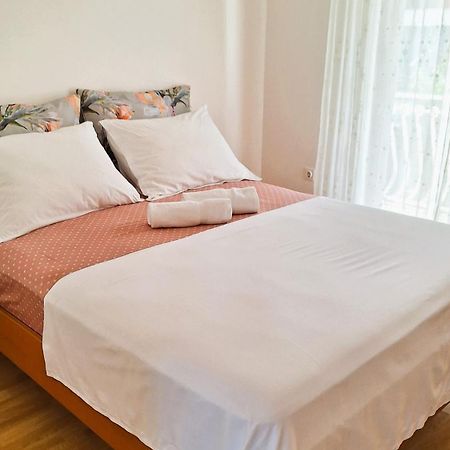 Apartmani I & J Seric Seget Vranjica Exterior foto